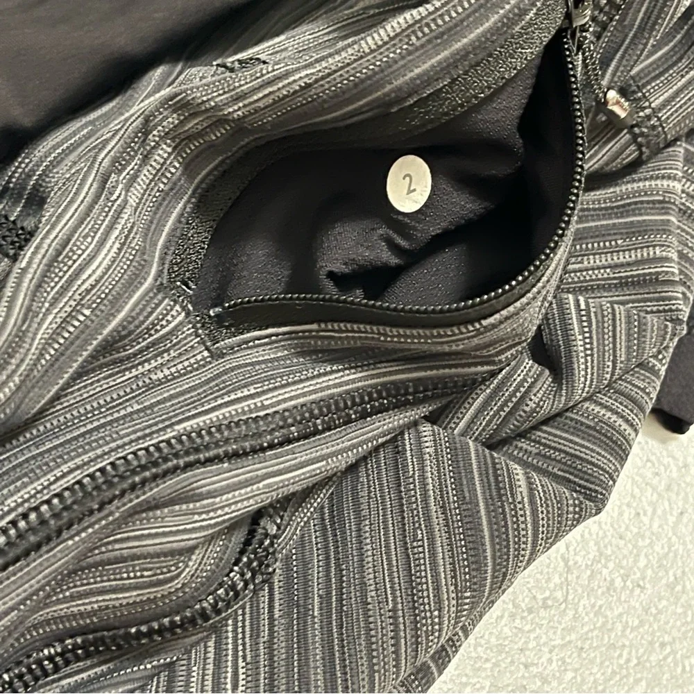 Lululemon Run Inspire Crop II Cyber Stripe Gray 2